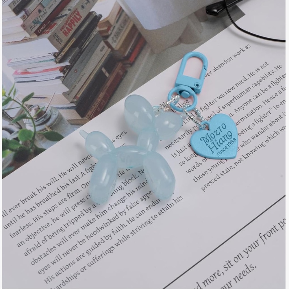 Adorable Balloon Dog Keychain π©π swipe for other colors available!! π«Άπ½ - Picture 9 of 13